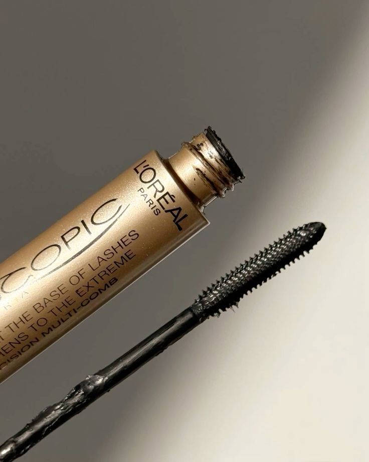 Máscara de pestañas False Lash Telescopic Gold L´Oreal